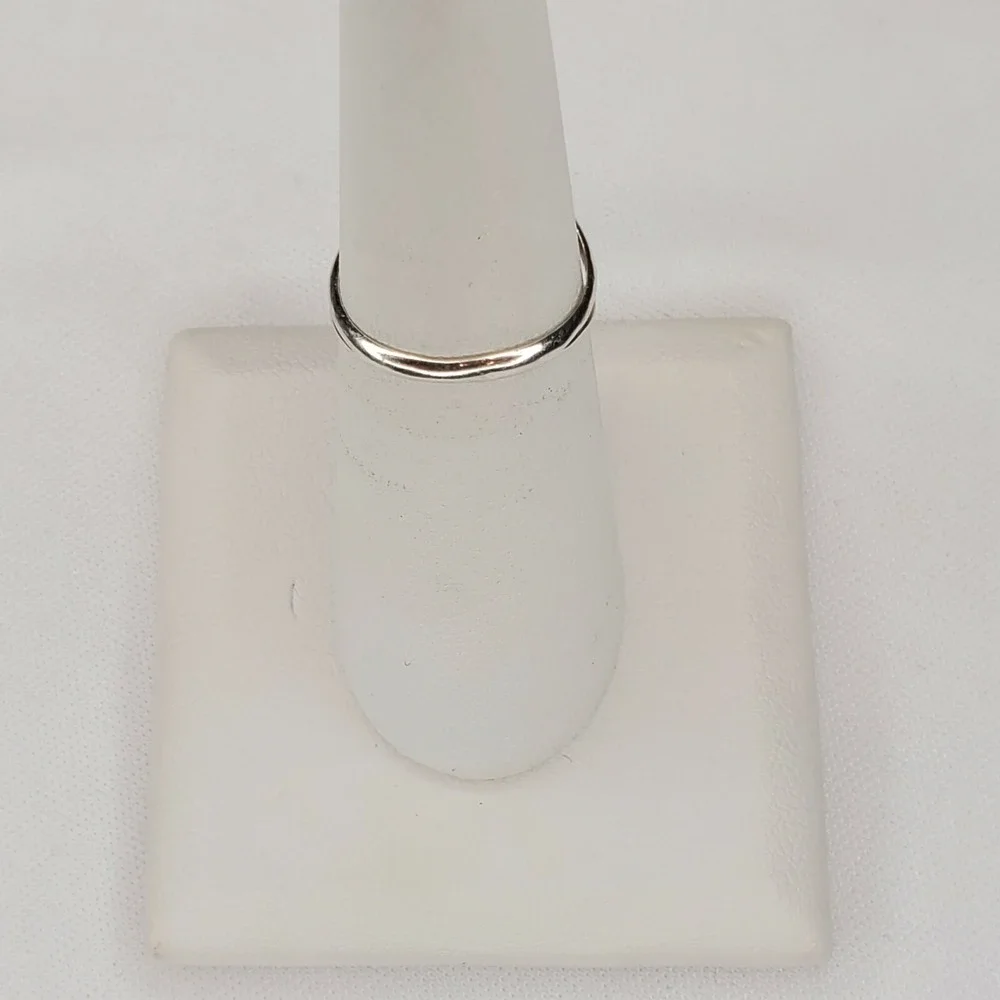 Vintage Ring Southwestern Sterling Silver Mother of Pearl Etched Size 6.75 4.6g‎
